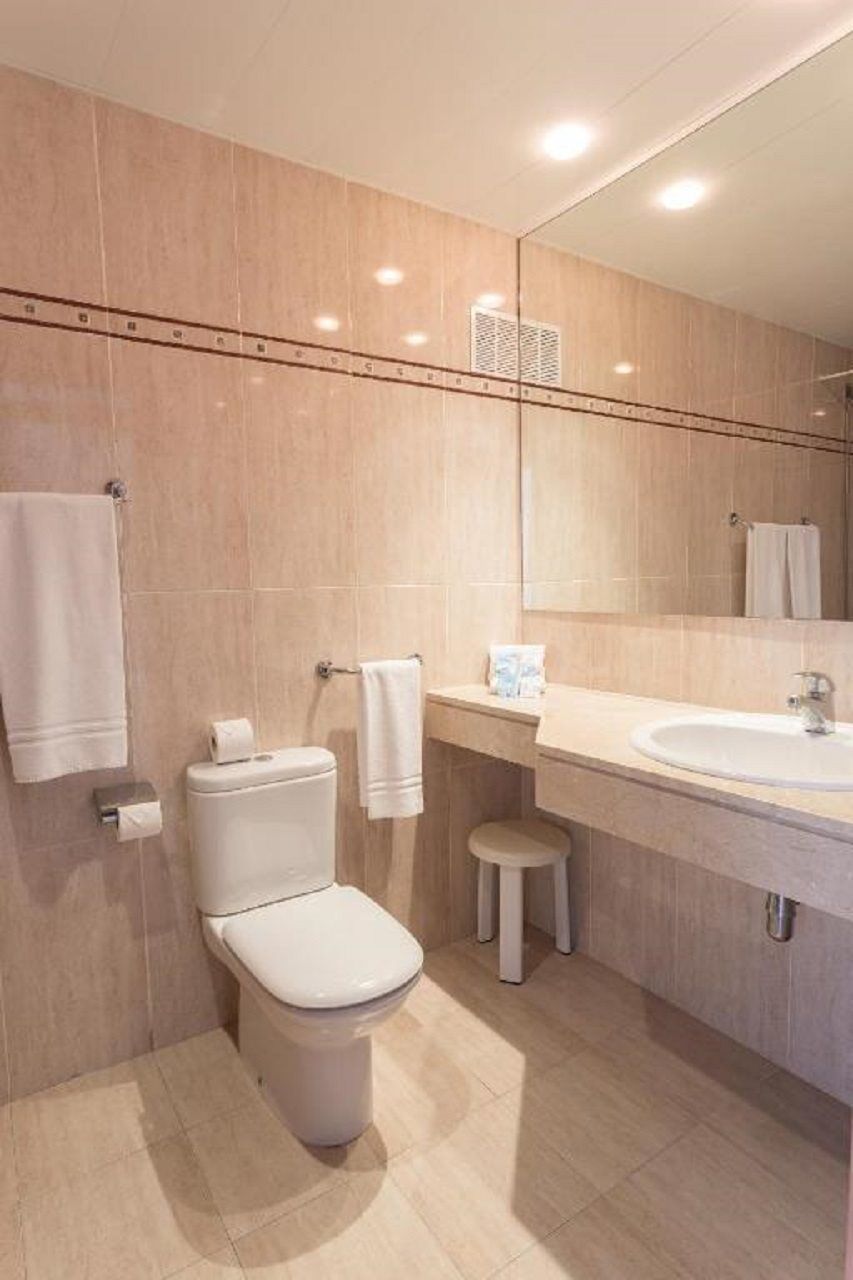 Smartline Cala N Bosch Hotel كالا ان بوسش المظهر الخارجي الصورة